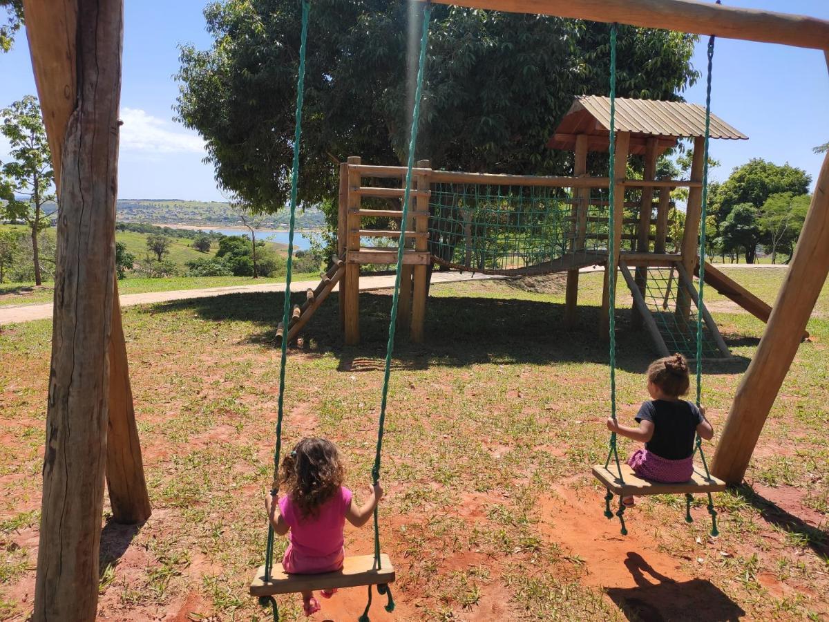 Itaí Minha Casa Na Represa Riviera Santa Cristina IIヴィラ エクステリア 写真