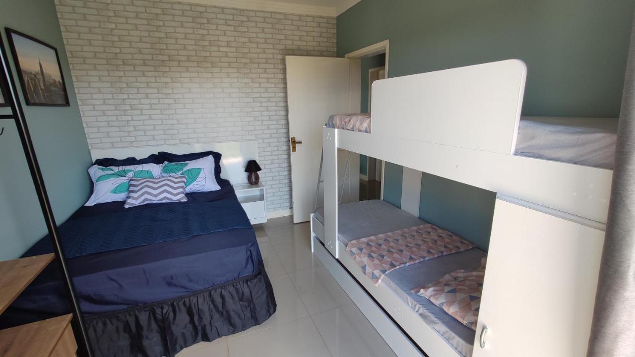 Itaí Minha Casa Na Represa Riviera Santa Cristina IIヴィラ エクステリア 写真